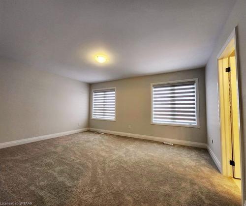 933 Knights Lane, Woodstock, ON - Indoor Photo Showing Other Room