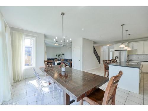 59 Hollingshead Road, Ingersoll, ON - Indoor Photo Showing Dining Room