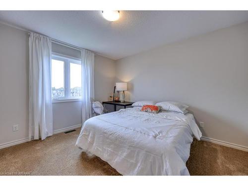 59 Hollingshead Road, Ingersoll, ON - Indoor Photo Showing Bedroom