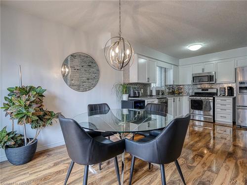 576 Champlain Avenue, Woodstock, ON - Indoor Photo Showing Dining Room