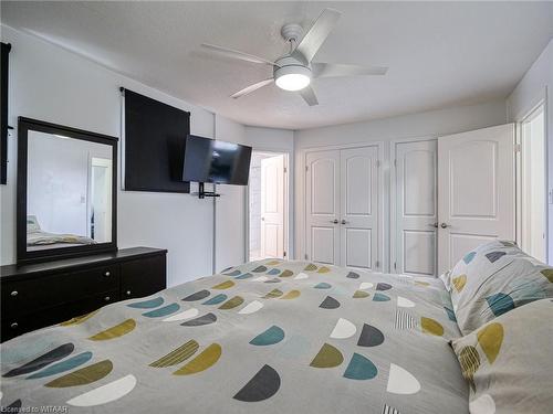 576 Champlain Avenue, Woodstock, ON - Indoor Photo Showing Bedroom