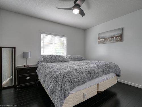 576 Champlain Avenue, Woodstock, ON - Indoor Photo Showing Bedroom