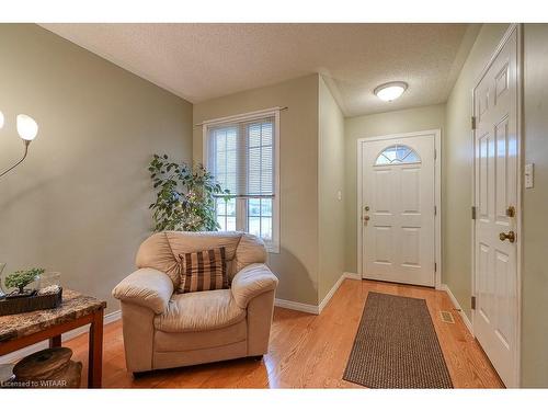 16 Cardinal Drive, Woodstock, ON - Indoor Photo Showing Other Room