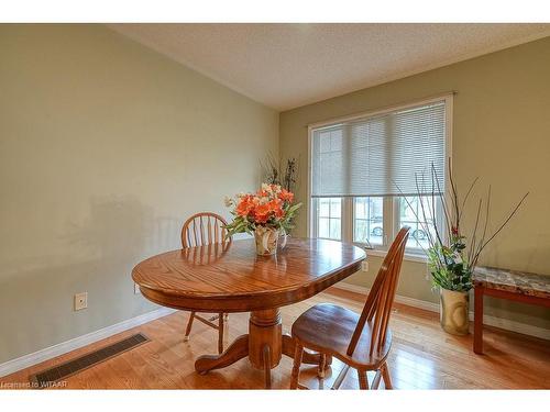 16 Cardinal Drive, Woodstock, ON - Indoor Photo Showing Dining Room