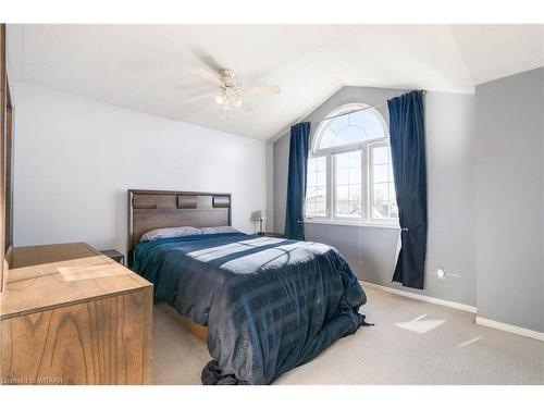 44 Herford Street, Tillsonburg, ON - Indoor Photo Showing Bedroom