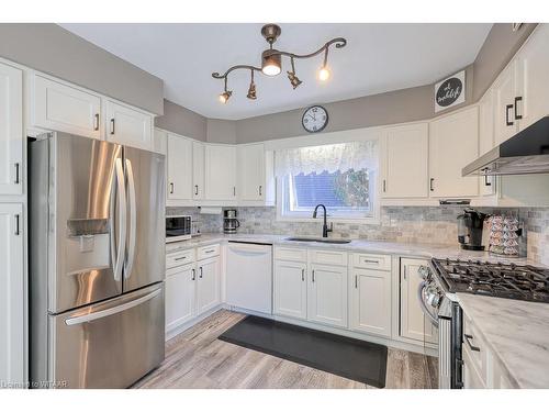 14 North Court Street E, Norwich, ON - Indoor Photo Showing Kitchen