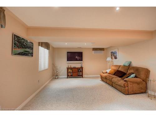 5 Armstrong Drive, Tillsonburg, ON - Indoor