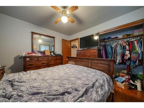 480 Wellington Street N, Woodstock, ON - Indoor Photo Showing Bedroom