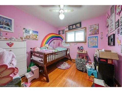 480 Wellington Street N, Woodstock, ON - Indoor Photo Showing Bedroom