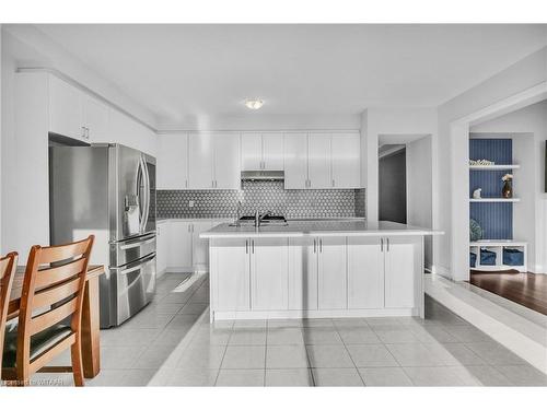 1000 Centennial Court, Woodstock, ON - Indoor Photo Showing Kitchen With Stainless Steel Kitchen With Upgraded Kitchen