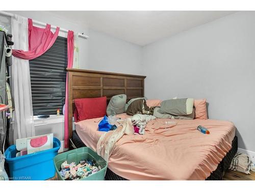 59 Brock Street W, Tillsonburg, ON - Indoor Photo Showing Bedroom