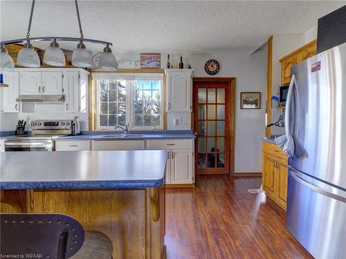 474593 Dodge Line, Beachville, ON - Indoor Photo Showing Kitchen