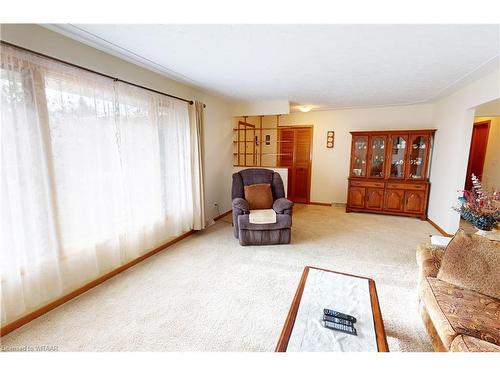 4 Segal Drive, Tillsonburg, ON - Indoor Photo Showing Living Room