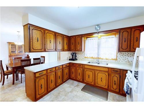 4 Segal Drive, Tillsonburg, ON - Indoor Photo Showing Kitchen With Double Sink