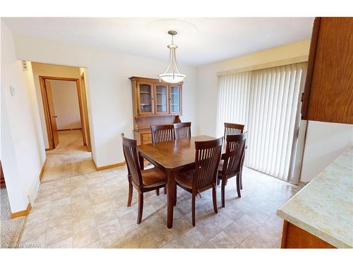 4 Segal Drive, Tillsonburg, ON - Indoor Photo Showing Dining Room