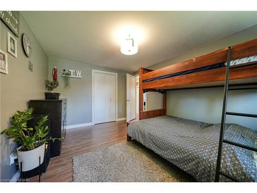 14 Marshall Drive, Norwich, ON - Indoor Photo Showing Bedroom