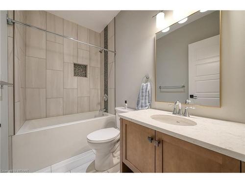 303-5 Wood Haven Dr Drive, Tillsonburg, ON - Indoor Photo Showing Bathroom