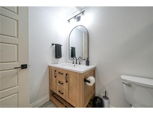 303-5 Wood Haven Dr Drive, Tillsonburg, ON - Indoor Photo Showing Bathroom