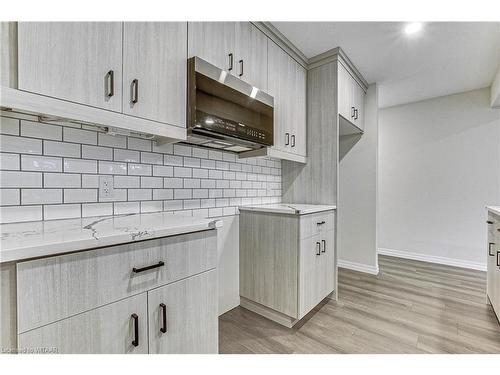 842 Water Street, Woodstock, ON - Indoor Photo Showing Kitchen