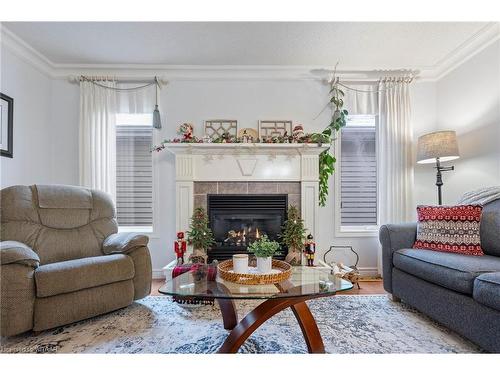 14 Wilkins Crescent, Tillsonburg, ON - Indoor Photo Showing Living Room With Fireplace