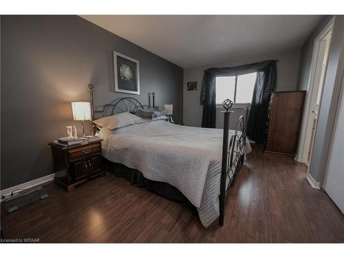 30-380 Quarter Town Line, Tillsonburg, ON - Indoor Photo Showing Bedroom