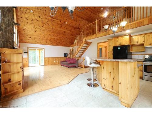 980-990 Norfolk County Rd #28, Langton, ON - Indoor Photo Showing Kitchen