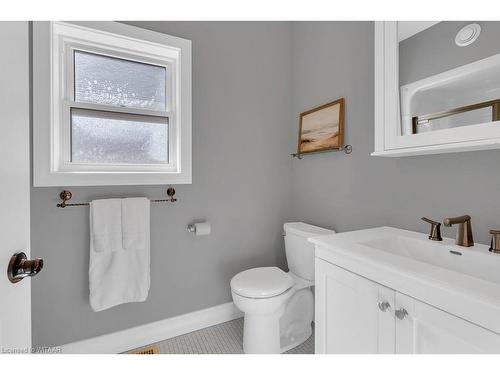 6 Wood Haven Drive, Tillsonburg, ON - Indoor Photo Showing Bathroom