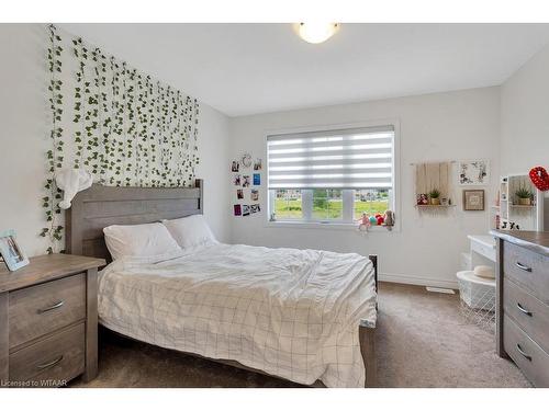 10 Beretta Street, Tillsonburg, ON - Indoor Photo Showing Bedroom