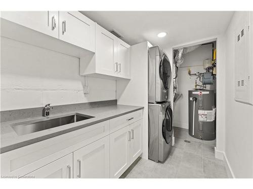 104-247 Brock Street, Amherstburg, ON - Indoor Photo Showing Laundry Room