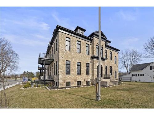 202-247 Brock Street, Amherstburg, ON - Outdoor