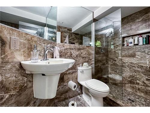 1827 Radage Road, Kingston, ON - Indoor Photo Showing Bathroom