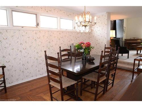 23 Riverside Drive, Kingston, ON - Indoor Photo Showing Dining Room