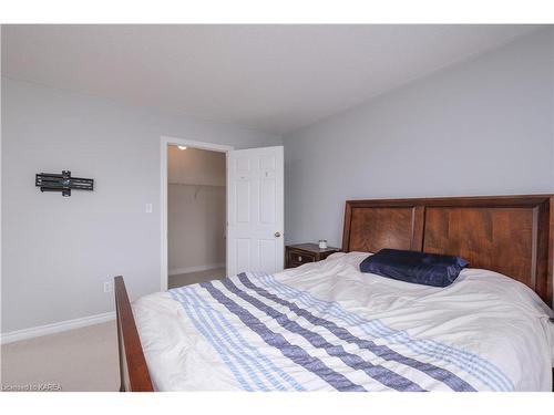 132 Briceland Street, Kingston, ON - Indoor Photo Showing Bedroom