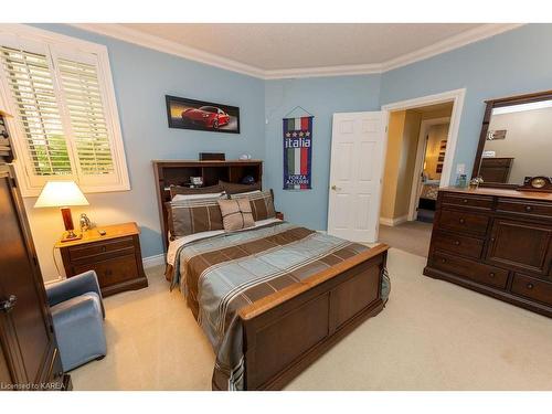 16 Riverside Drive, Kingston, ON - Indoor Photo Showing Bedroom