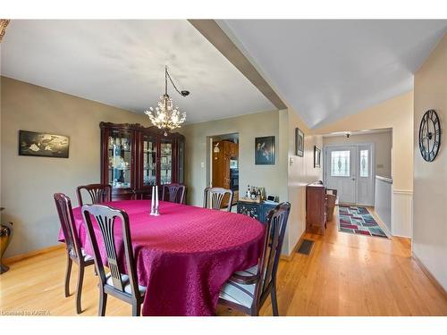 478 Sherman Point Road, Napanee, ON - Indoor Photo Showing Dining Room