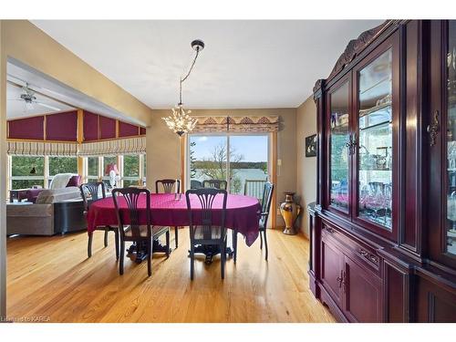 478 Sherman Point Road, Napanee, ON - Indoor Photo Showing Dining Room