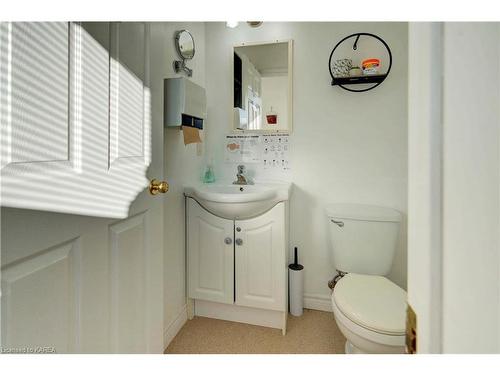 1867 Crow Lake Road, Maberly, ON - Indoor Photo Showing Bathroom