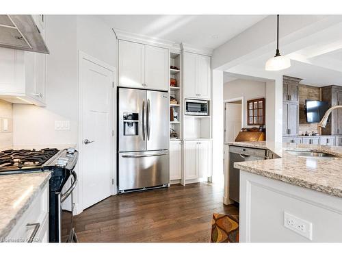 20 Blacks Road, Trenton, ON - Indoor Photo Showing Kitchen With Upgraded Kitchen