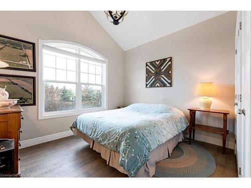 20 Blacks Road, Trenton, ON - Indoor Photo Showing Bedroom