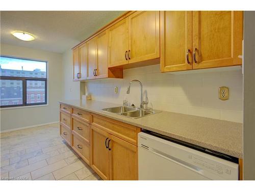 602-185 Ontario Street, Kingston, ON - Indoor Photo Showing Kitchen With Double Sink