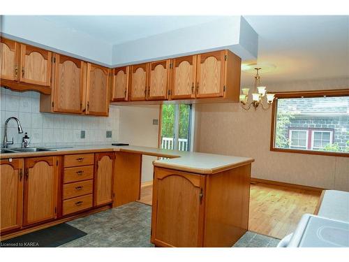 652 Old Hillview Road, Kingston, ON - Indoor Photo Showing Kitchen With Double Sink