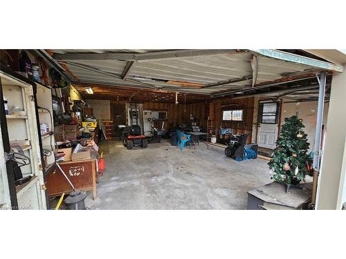 5995 County Road 41, Erinsville, ON - Indoor Photo Showing Garage