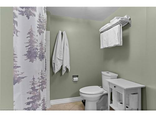 601-185 Ontario Street, Kingston, ON - Indoor Photo Showing Bathroom