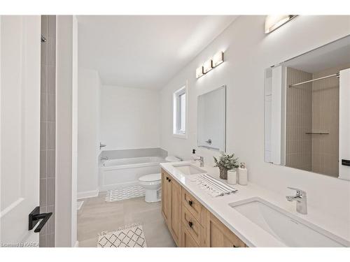 1399 Monarch Drive, Kingston, ON - Indoor Photo Showing Bathroom
