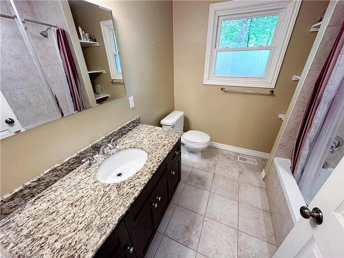 100 Maple Street S, Gananoque, ON - Indoor Photo Showing Bathroom