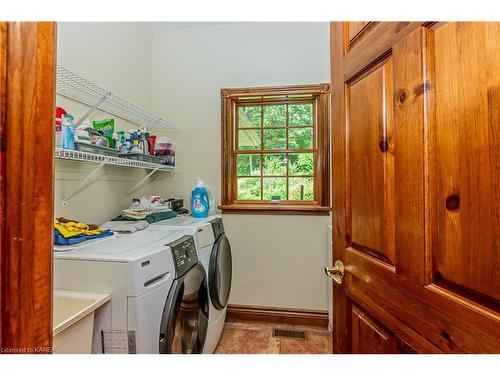 43 Frye Lane, Perth Road Village, ON - Indoor Photo Showing Laundry Room