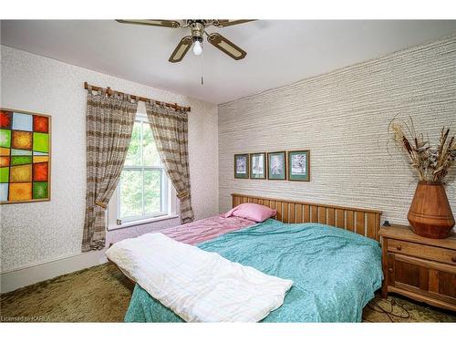 3148 Highway 32, Seeleys Bay, ON - Indoor Photo Showing Bedroom