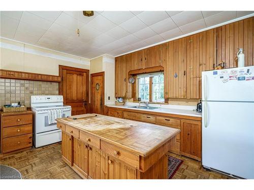 3148 Highway 32, Seeleys Bay, ON - Indoor Photo Showing Kitchen With Double Sink