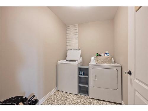 1621 Brookedayle Avenue, Kingston, ON - Indoor Photo Showing Laundry Room