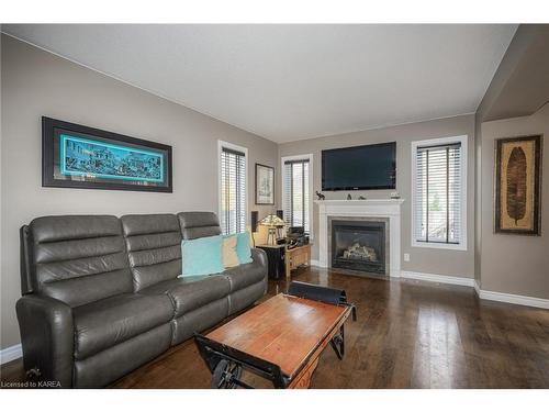 497 Sydney Street, Kingston, ON - Indoor Photo Showing Living Room With Fireplace